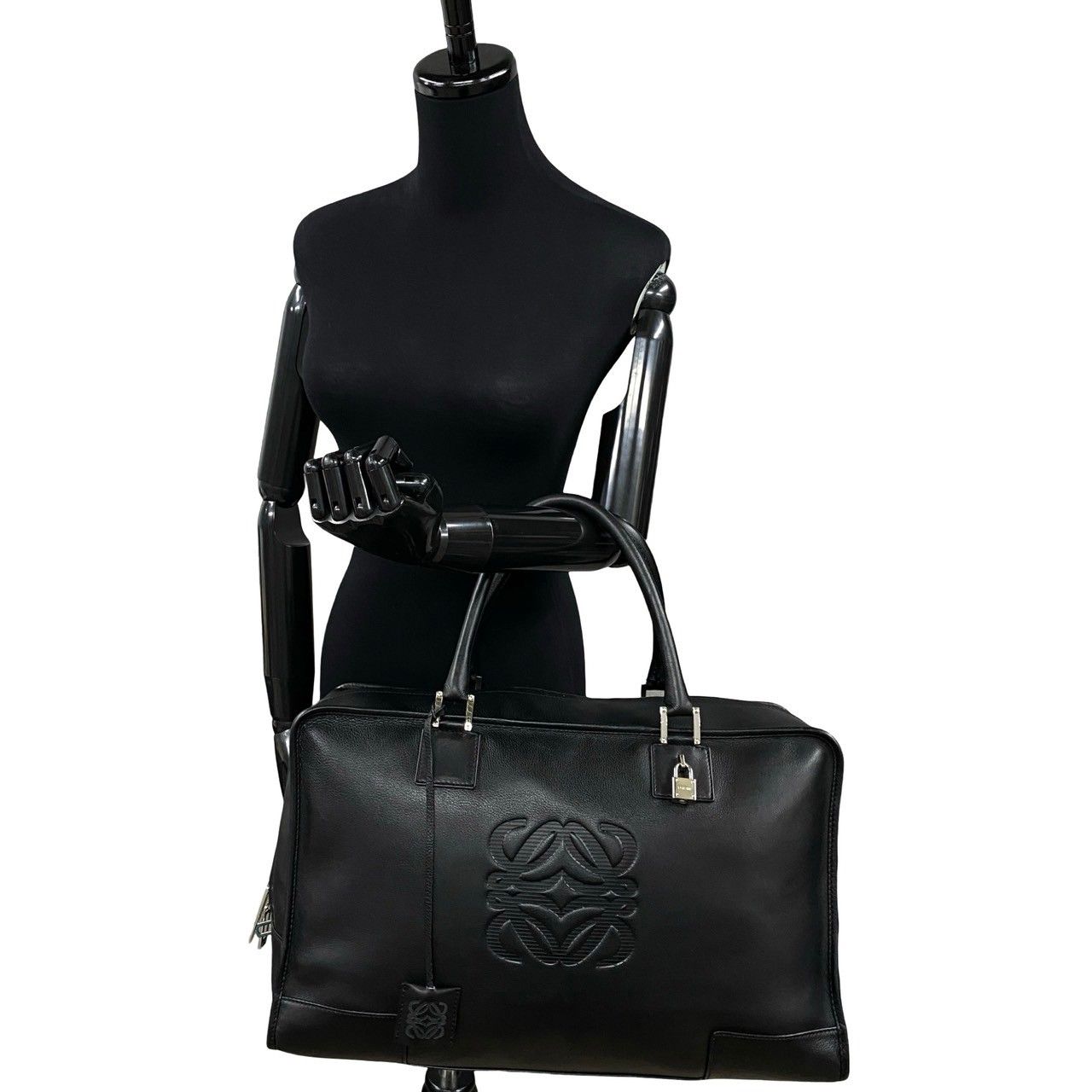 未使用保管品 鍵 袋付き LOEWE ロエベ アマソナ 44 アナグラム