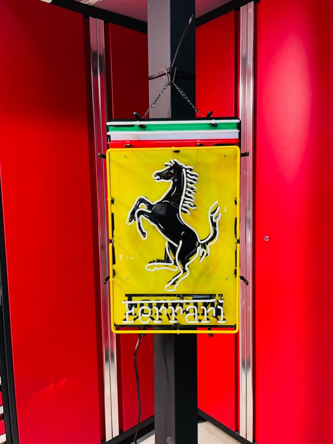 Ferrari フェラーリ ネオン 看板 照明 ランボルギーニ インテリア 