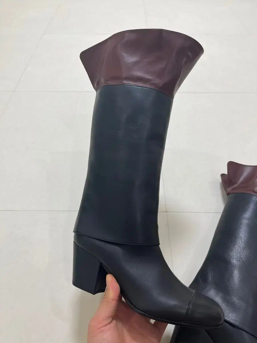 ロングブーツ