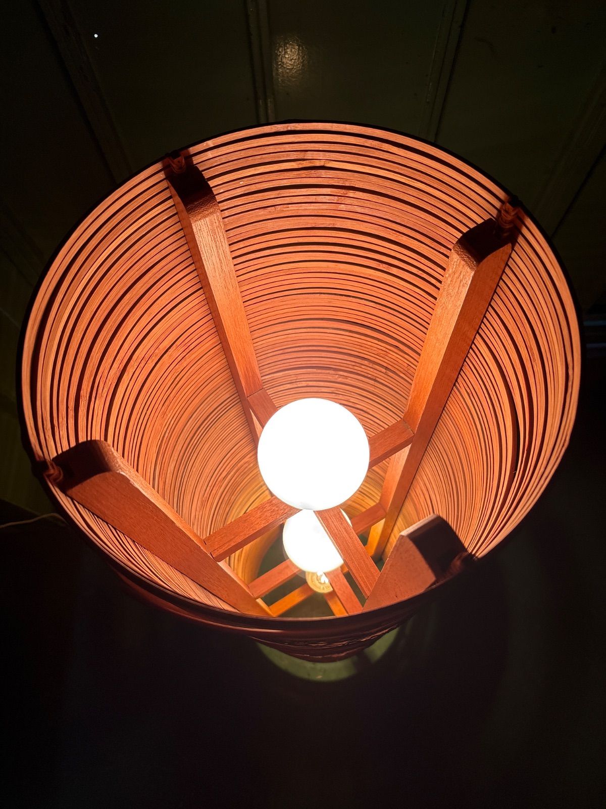 アルテルーチェ ヤマギワ ジル yamagiwa FLOS フロス フロア 照明