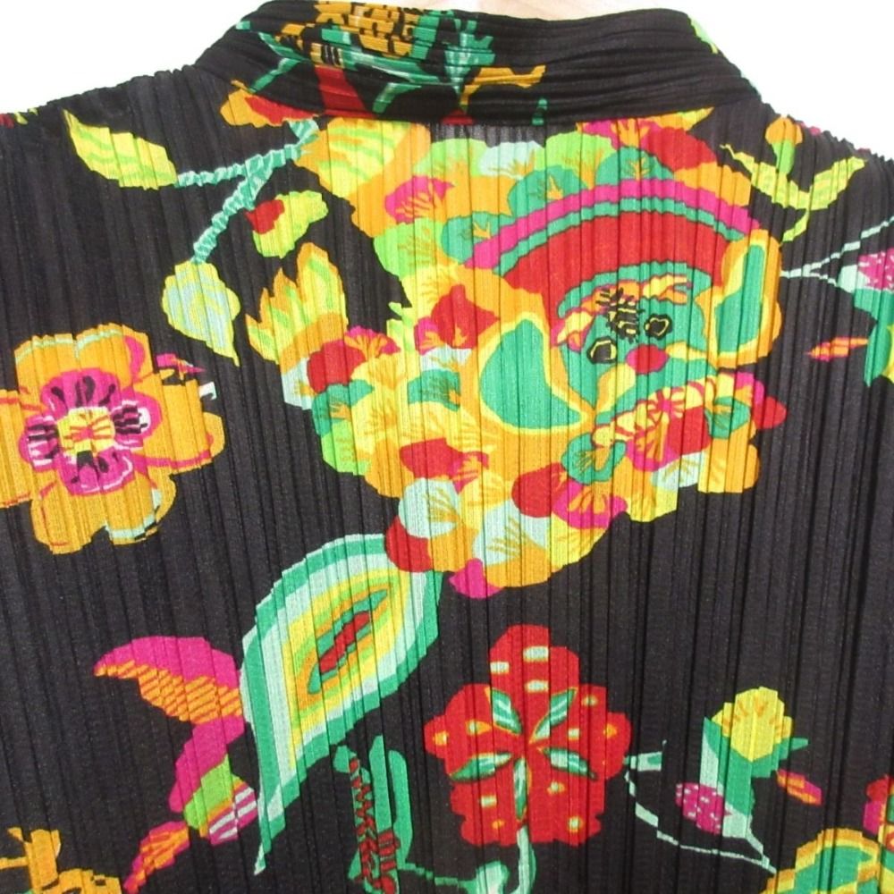美品 PLEATS PLEASE プリーツプリーズ イッセイミヤケ ヴィンテージ 90s チャイナ柄 ノースリーブ プリーツカットソー 3 ブラック レディース 古着 中古 美品 PLEATS PLEASE プリーツプリーズ イッセイミヤケ