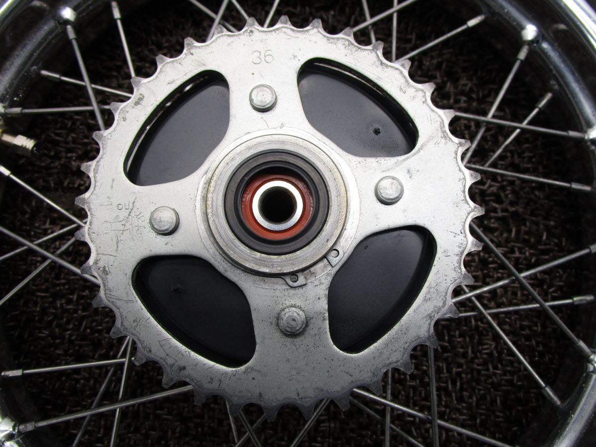 リアホイール スプロケット