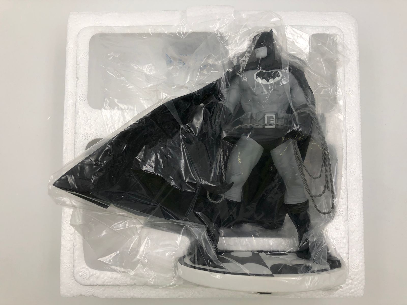 バットマン バストスタチュー フランクミラー バットマンダークナイトフランクミラーバスト3Dモデルレディプリント