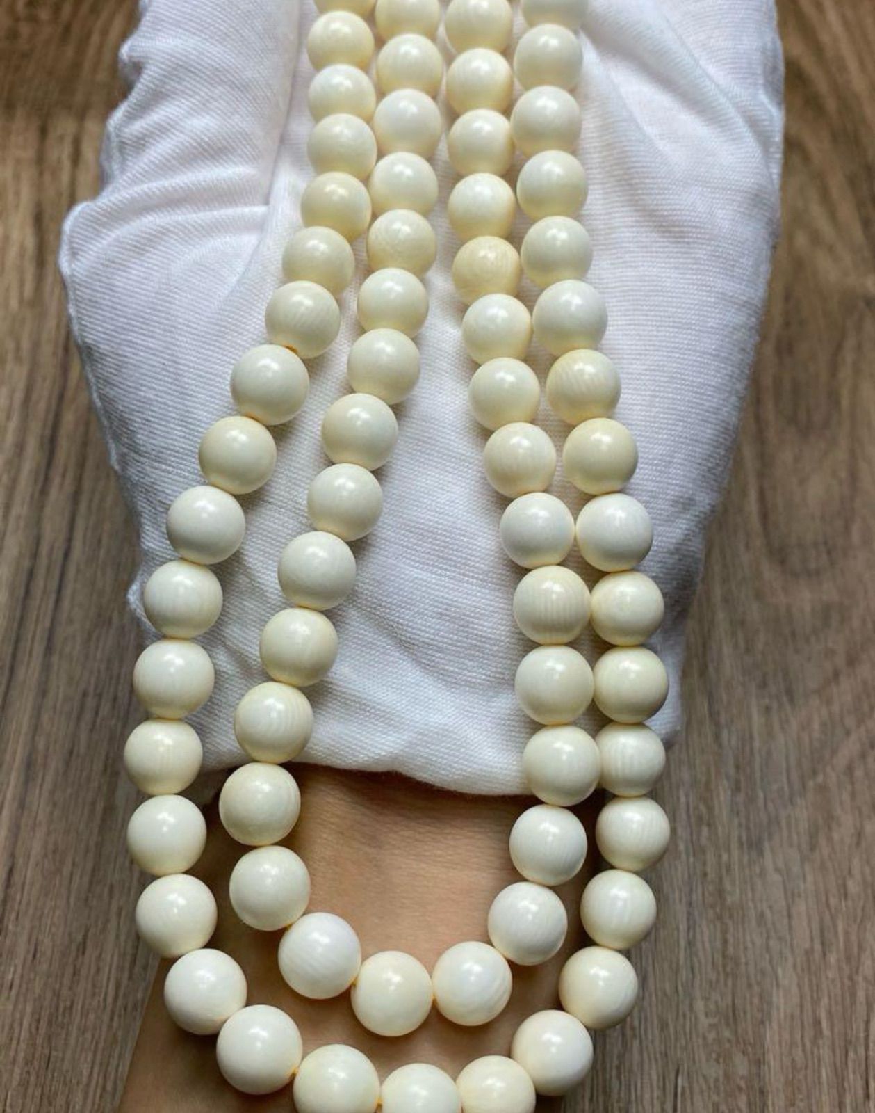 天然マンモス牙美しい手作り彫刻　丸珠9×108玉　ブレスレット 天然マンモス牙美しい手作り彫刻 丸珠9×108玉 ブレスレット 天然