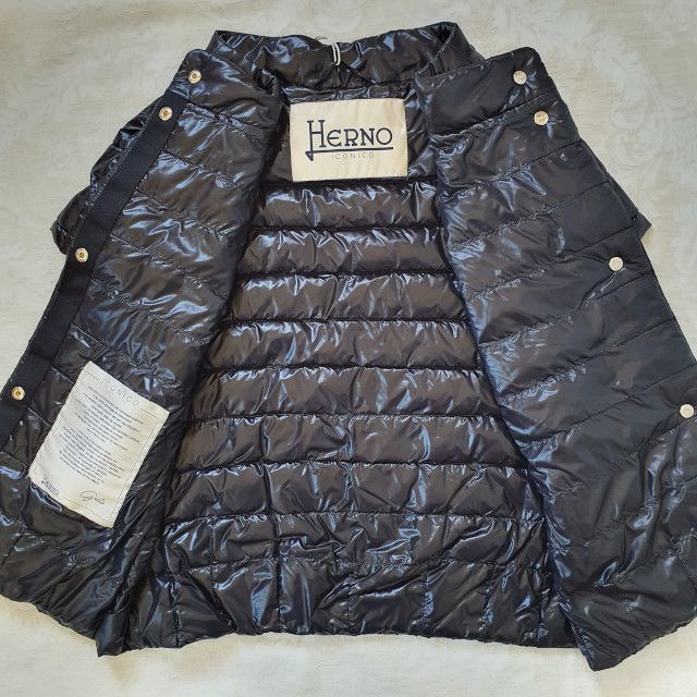 LUNA様専用☆新品未使用Herno レディースGRETA ライトダウンジャケット 