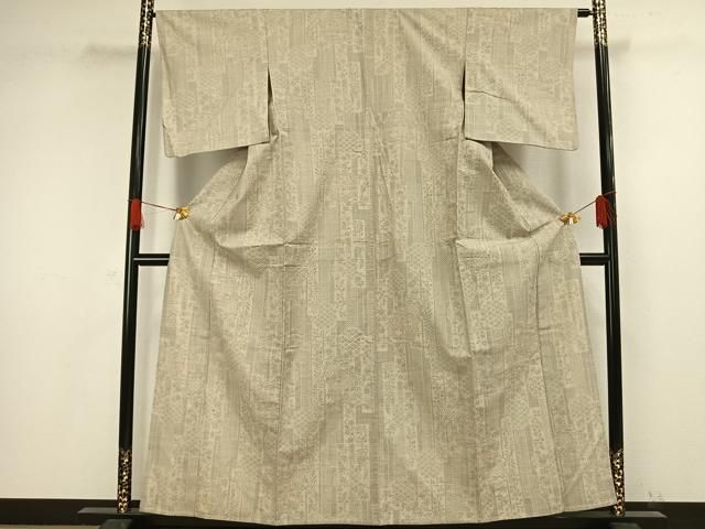 平和屋着物▽本場結城紬　重要無形文化財　単衣　110亀甲　亀甲花文　正絹　逸品　AAAW1294fy 平和屋着物▽本場結城紬 重要無形文化財 単衣 110亀甲 亀甲花文 正絹