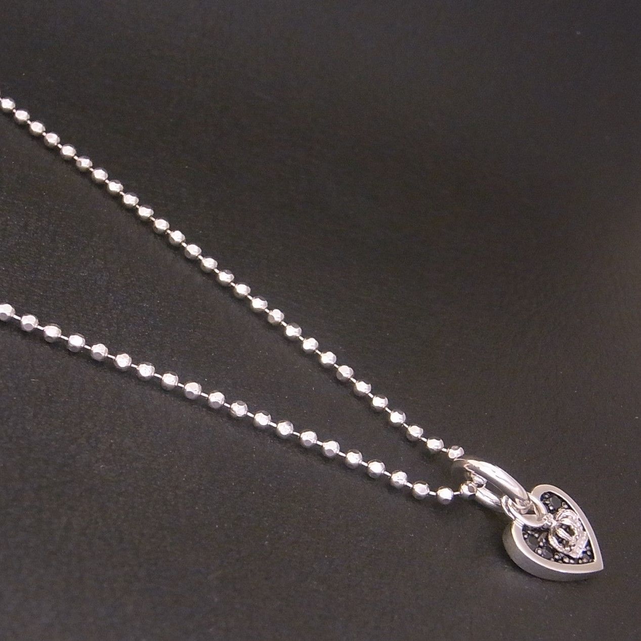 ジャスティンデイビス ペンダントトップクラウンハート SILVERシルバー925 美品 ジャスティンデイビス シルバー925 ハート クラウン 王冠