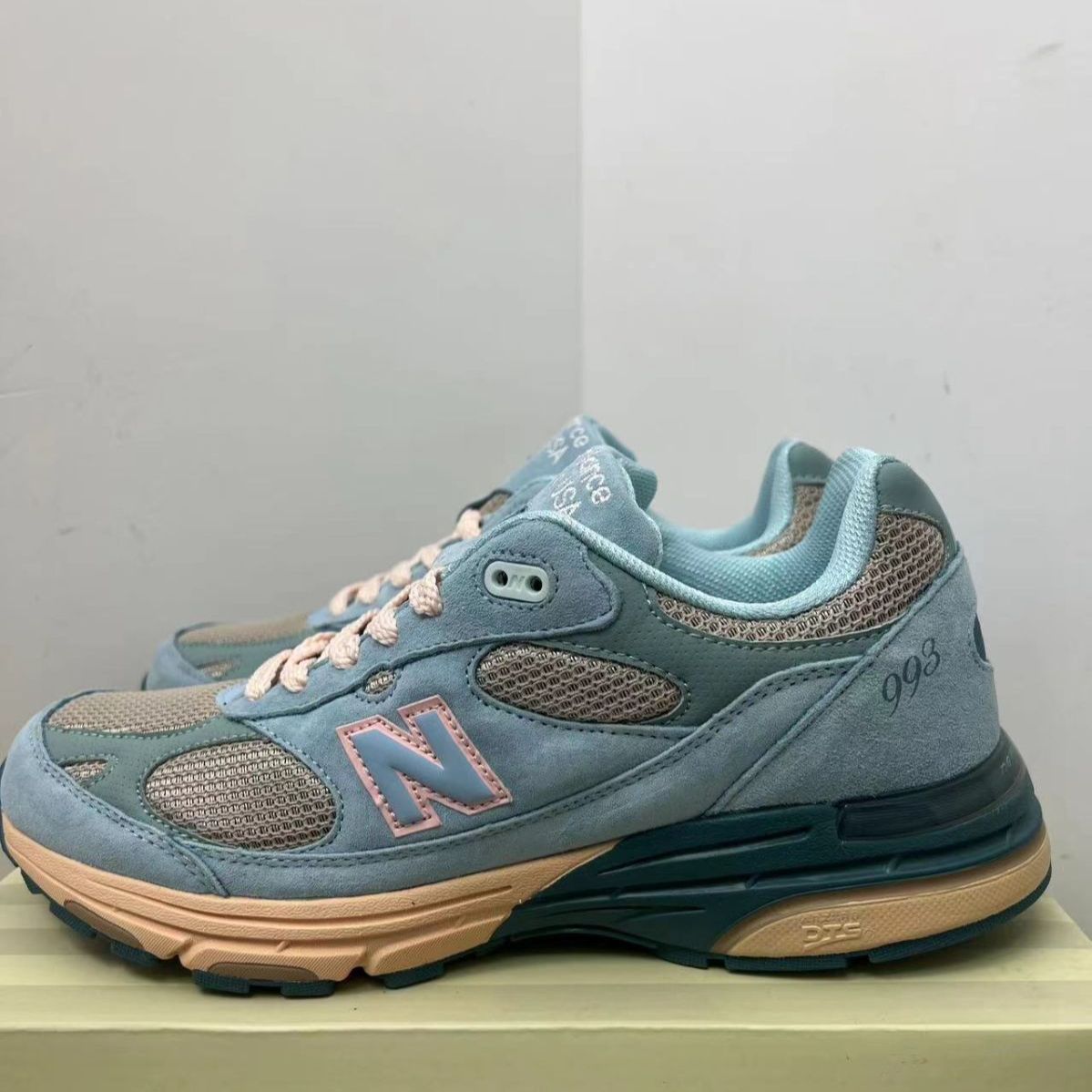 新品未使用 ニューバランス Joe Freshgoods x New Balance NB 993 スニーカー