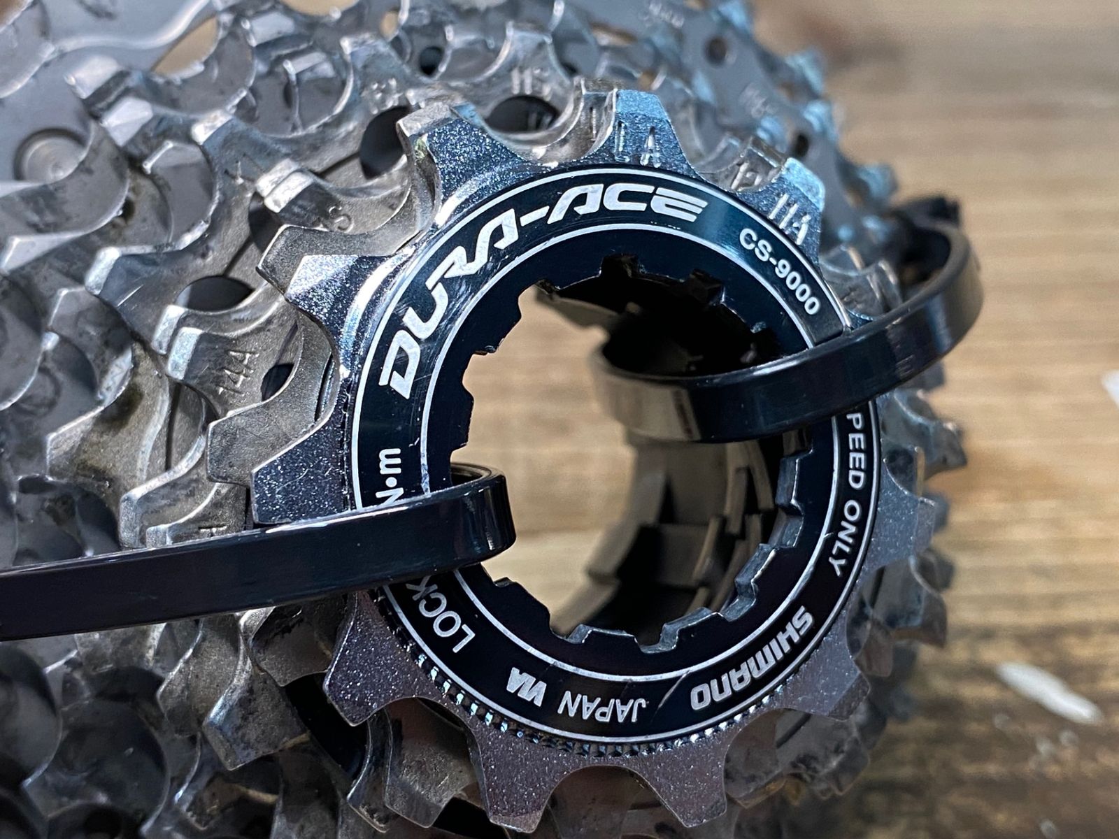 シマノデュラエースCS-9000 11s 11-23T SHIMANO ( シマノ ) CS-9000 11S 11-23T | 自転車・パーツ