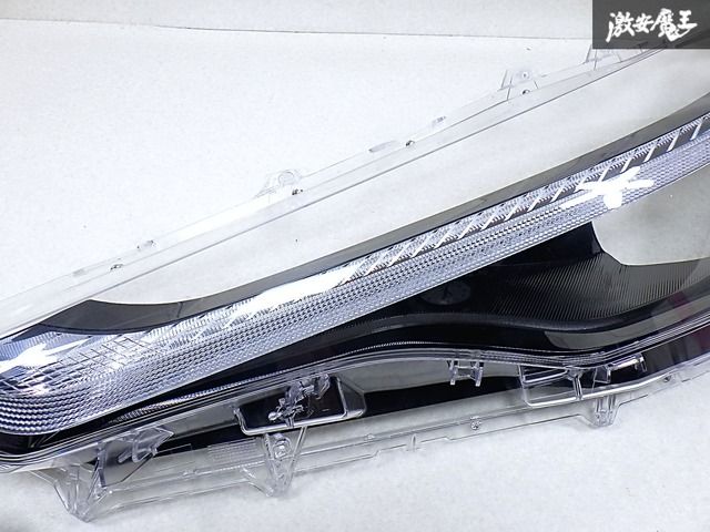 カローラ/クロス 左ヘッドライト ZSG10/ZVG11/ZVG15 KUTOOK カローラクロス カローラクロス10系 ZSG10 ZVG11 ZVG15
