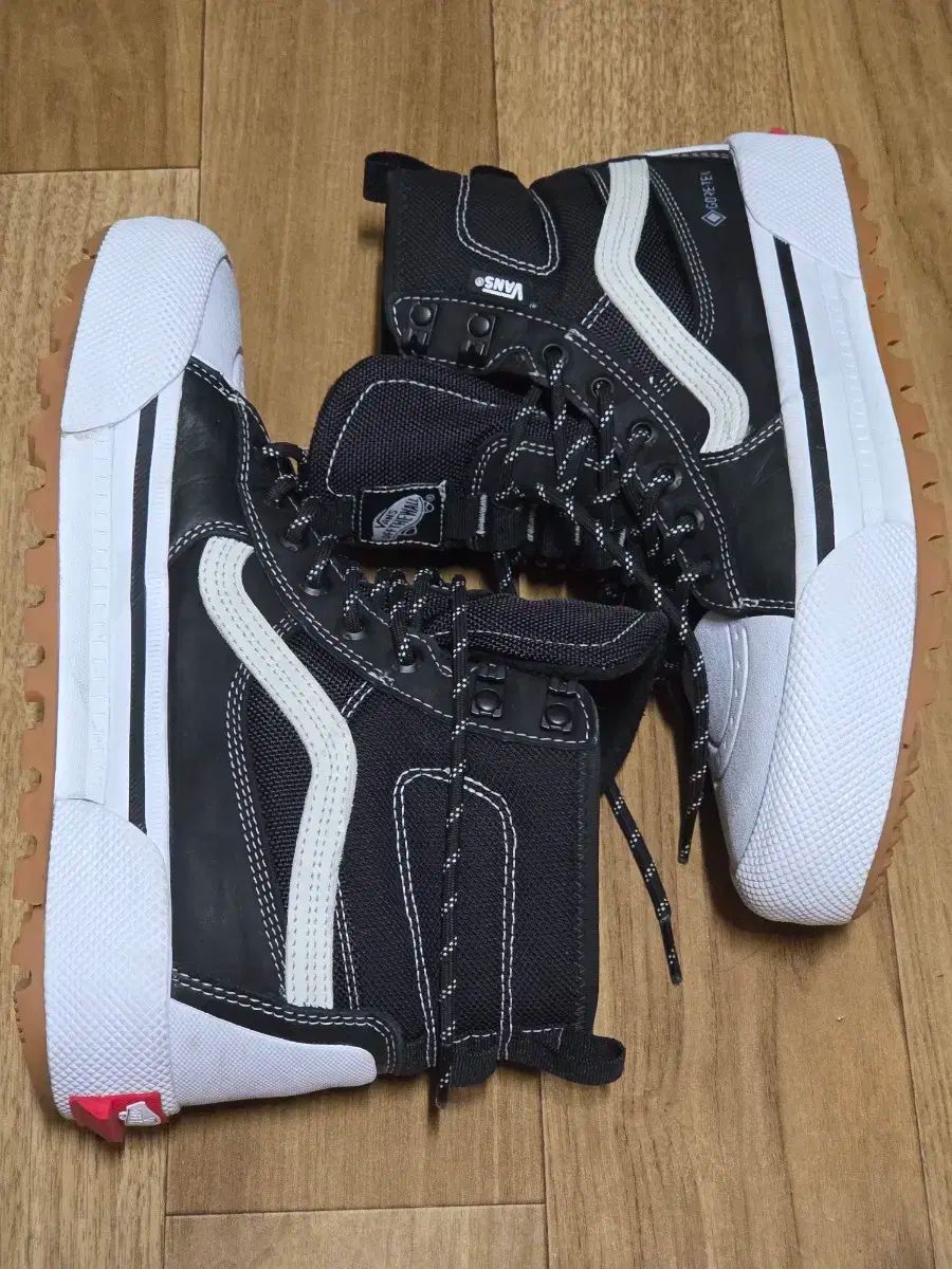 スケートハイ GORE-TEX