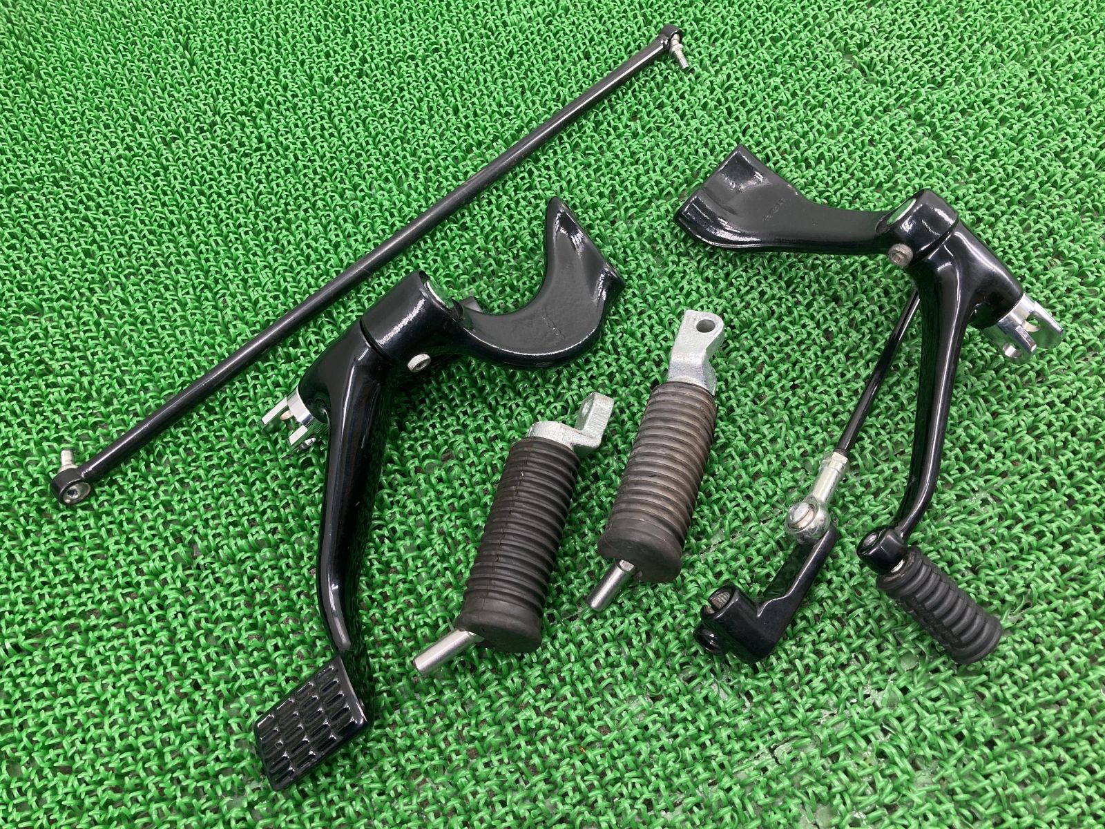 XL1200X ステップ 左右 ハーレー 純正 中古 スポーツスター フォー