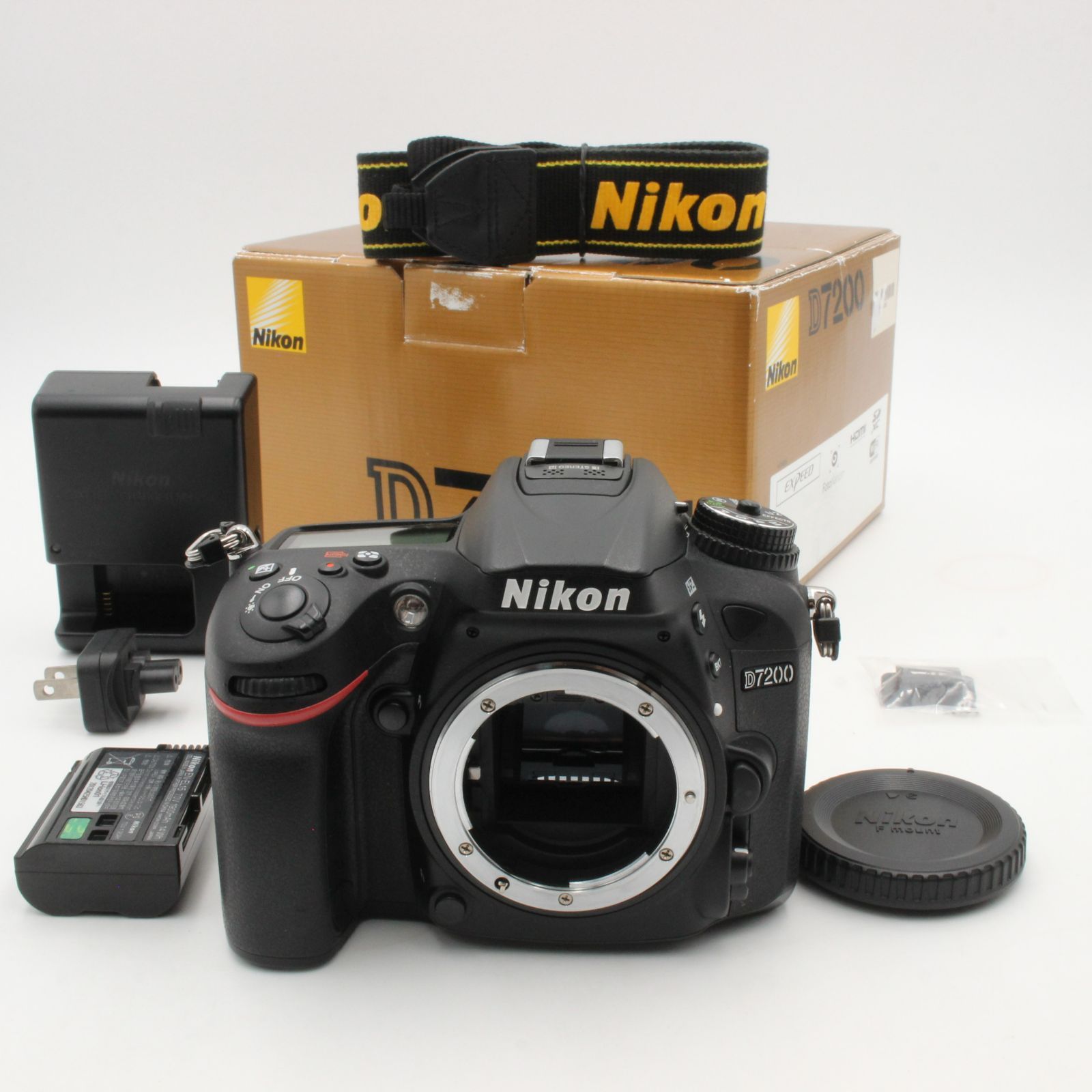 超美品 Nikon D7200 使用率16％ Wi-Fi搭載 ボディ #8550 超美品 Nikon D7200 使用率16％ Wi-Fi搭載 ボディ #8550