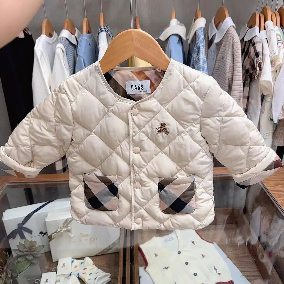 新規 ダックスベイビー 軽量ダウン