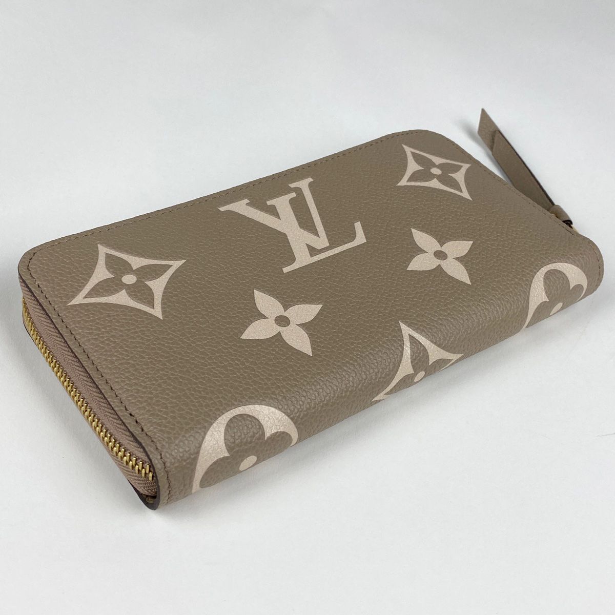 ルイヴィトンモノグラムジャイアントジッピーウォレットラウンドファスナー長財布 M44744】 LOUIS VUITTON ルイヴィトン ジャイアント・モノグラム