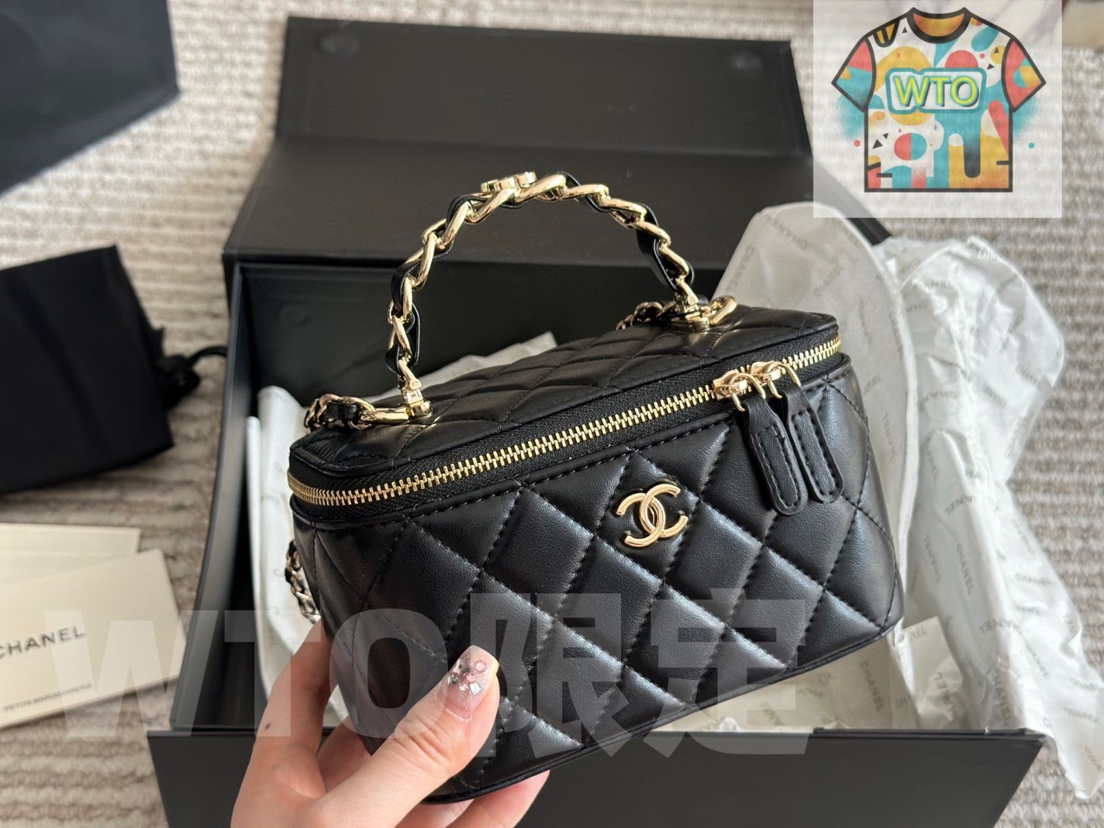 今日WTO】Chanel シャネル クラシックハンドルボックスバッグ