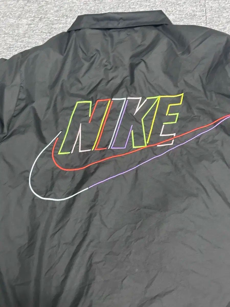 Nike(ナイキ） フルジップアップ ウーブンジャケット m
