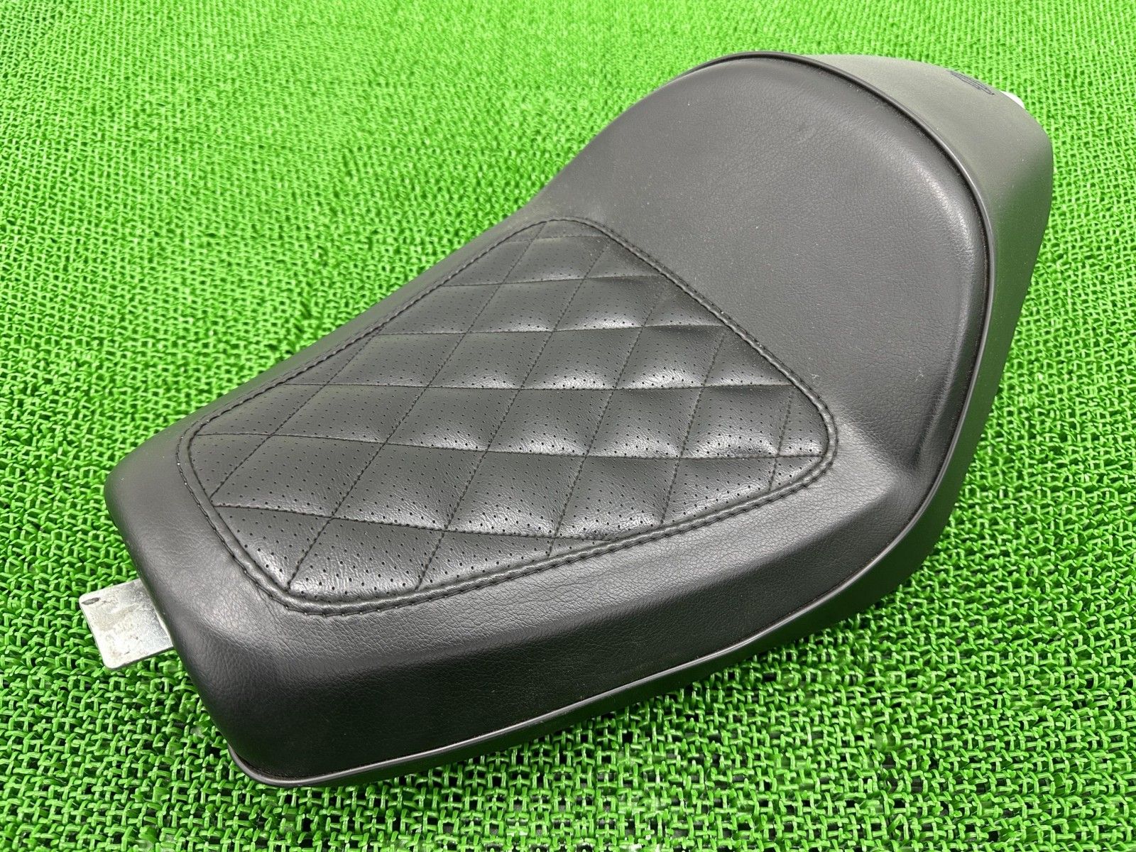 ハーレー 純正オプションカフェソロシート 52000424 Harley-Davidson