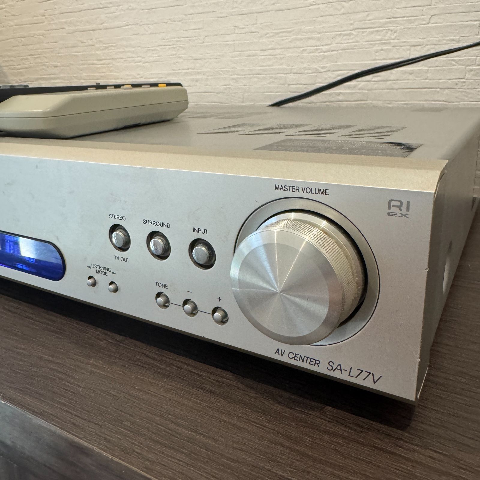 ONKYO