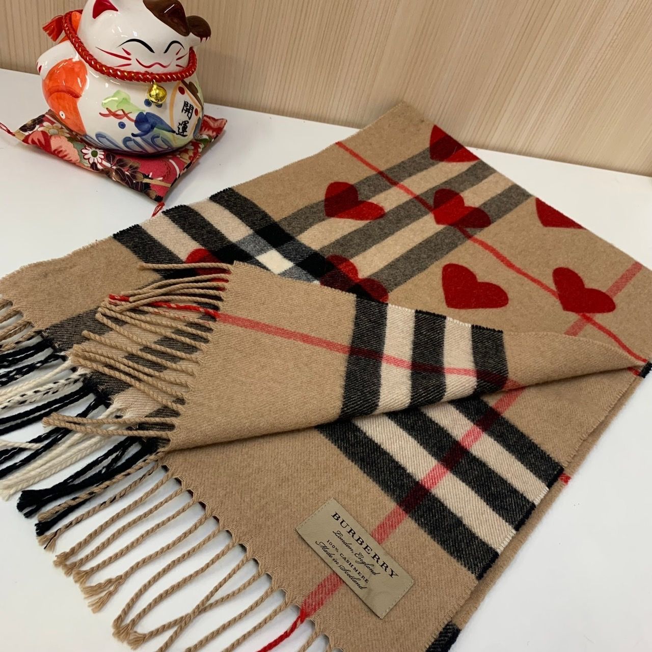 美品】BURBERRY バーバリーマフラー カシミア100％ ハート - メルカリ