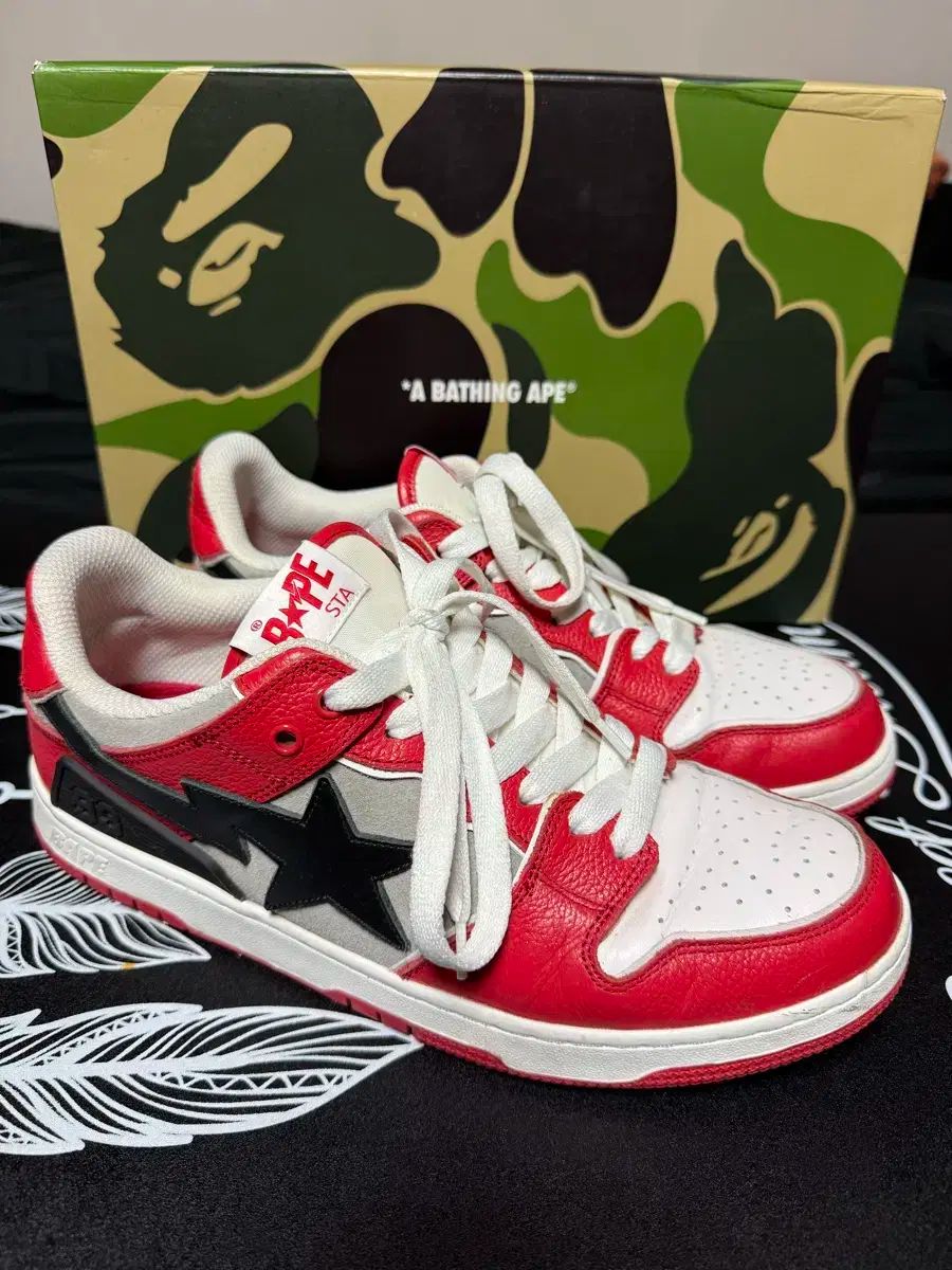 A BATHING APE アベイシングエイプ SK8 スター ロー レッド グレー 280