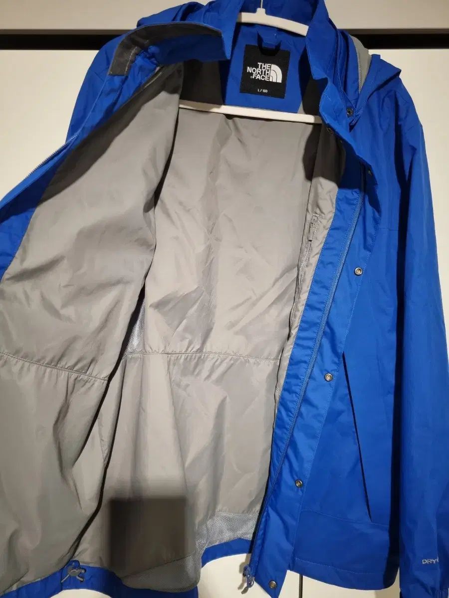 THE NORTH FACE ザノースフェイス ブルー ウィンドブレーカー ジャケット