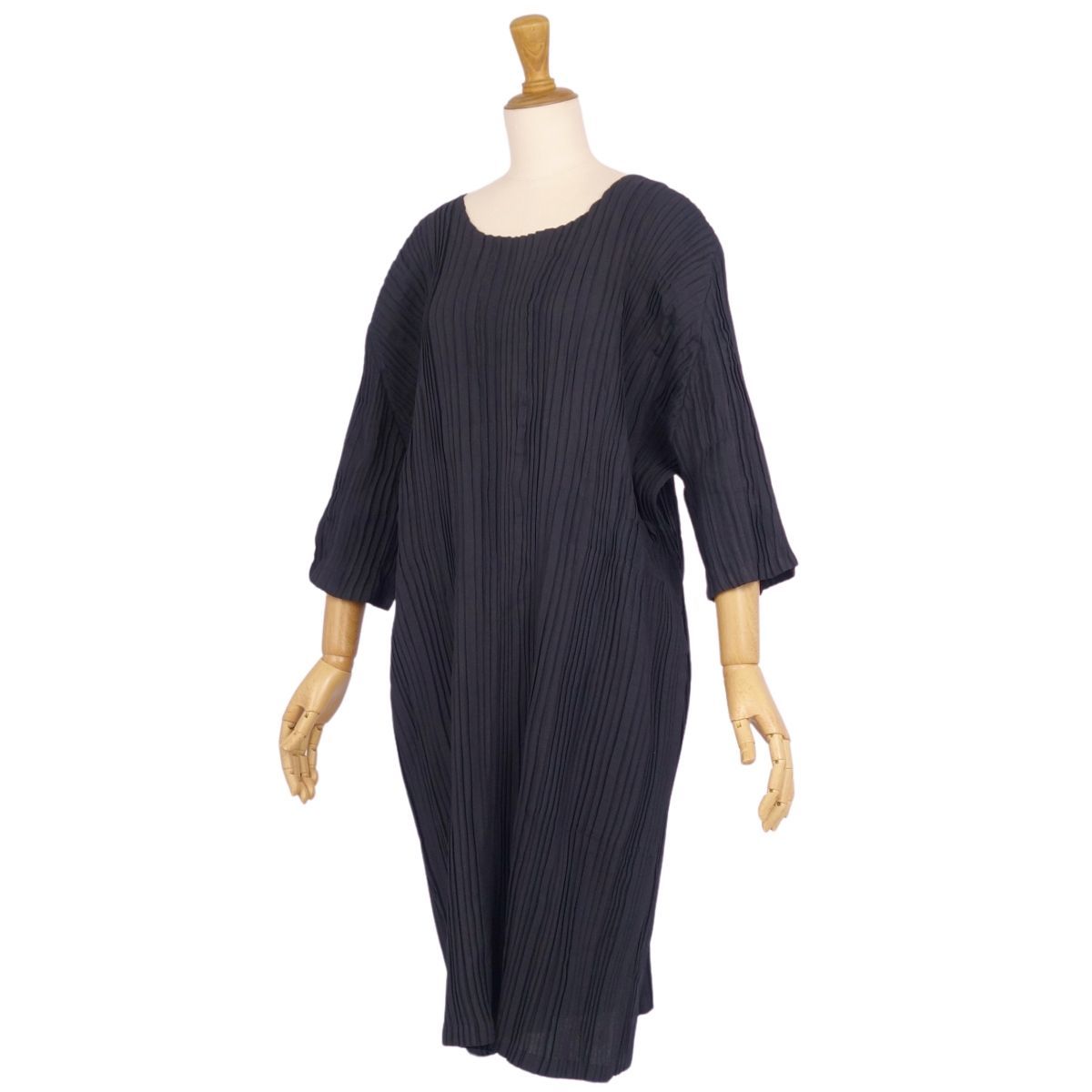 ISSEY MIYAKE