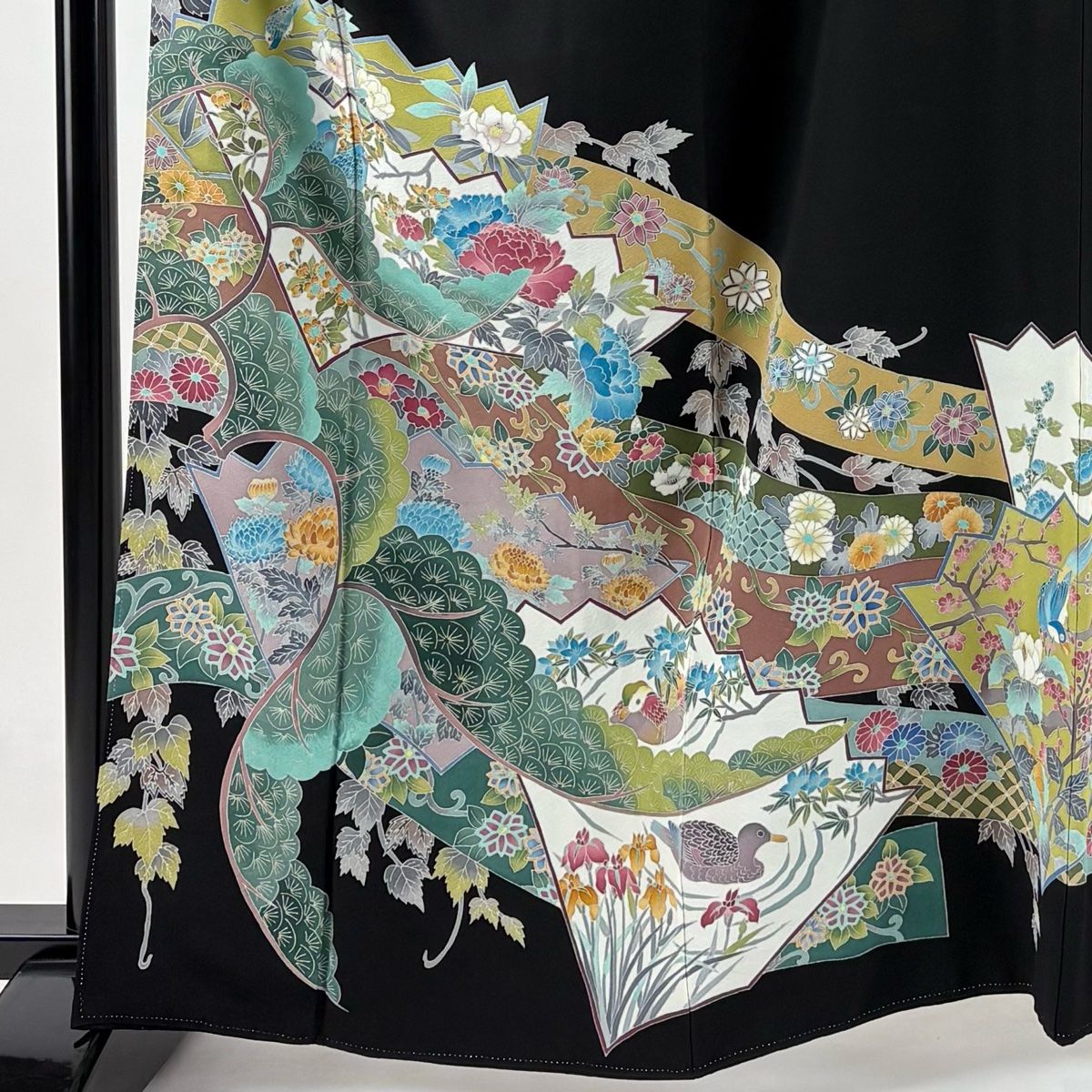 黒留袖 身丈163cm 裄丈65cm M 袷 加賀友禅 高岸小波 落款 証紙 扇面取り花鳥模様 黒 正絹