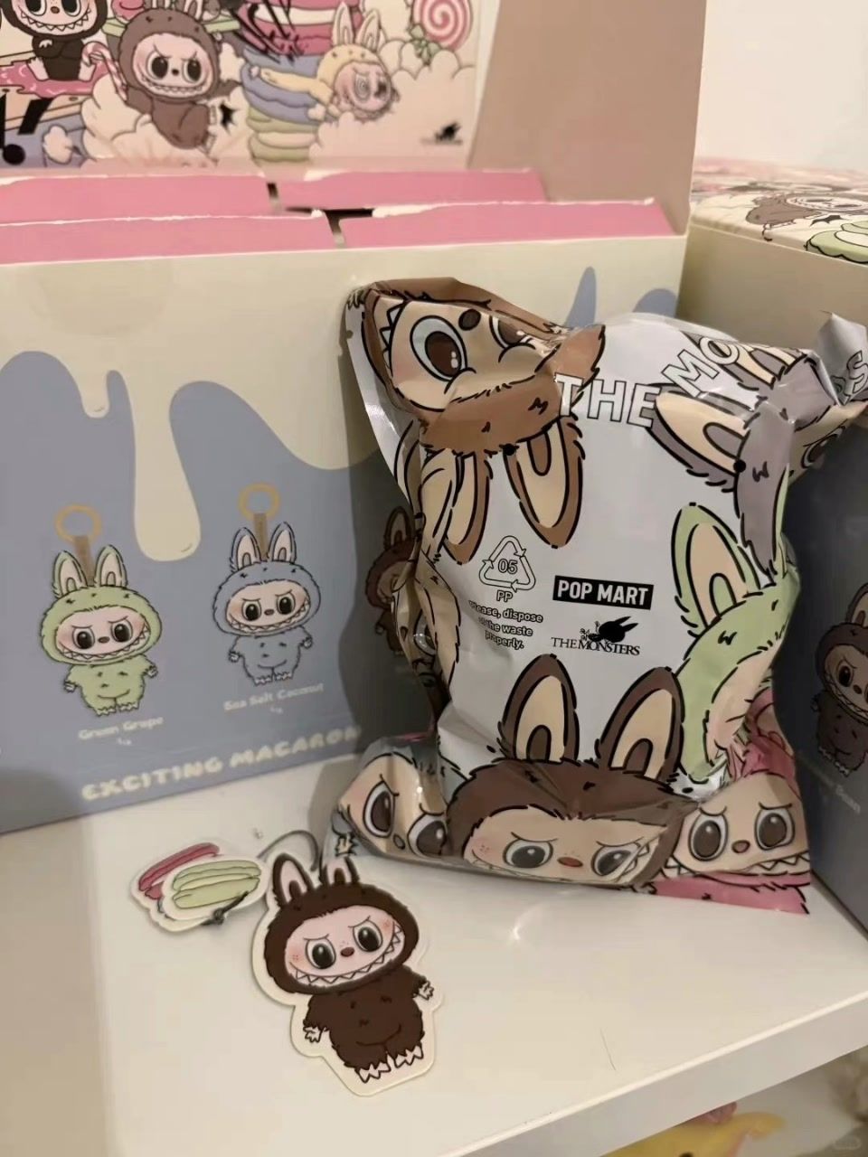 海外公式正規品】POPMART ラブブ シークレット チェスナット