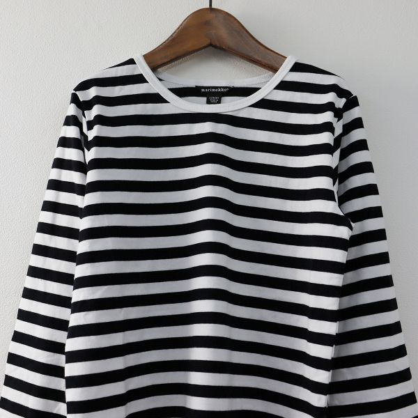 美品 marimekko マリメッコ ボーダーロングスリーブTシャツ 128/8Y