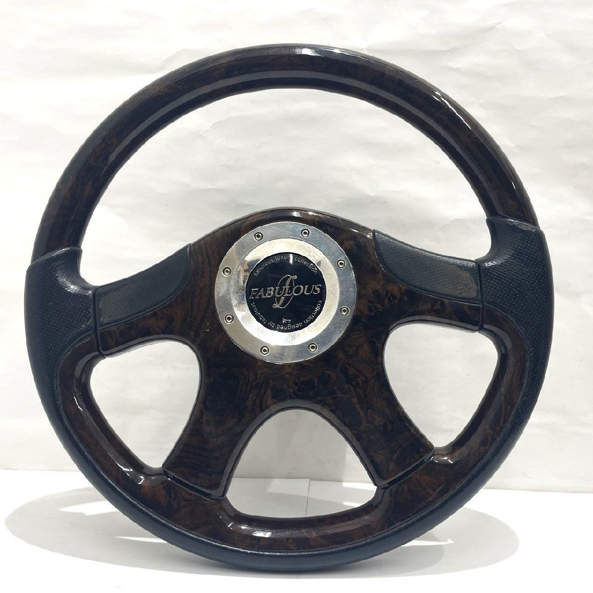 ナルディ NARDI ステアリング ハンドル 36cm/ホーンボタン/MOMO ナルディ NARDI ステアリング ハンドル 36cm/ホーンボタン/MOMO NARDI