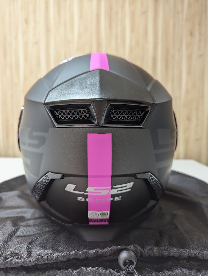 マットチタニウムピンク