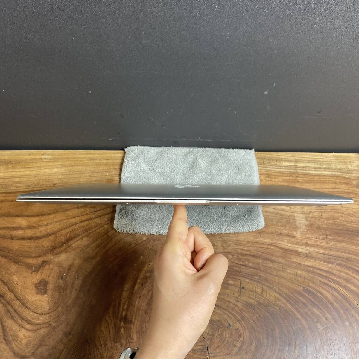 ジャンク品］Apple MacBook Air 13inch 2013/Core i5 1.3GHz/メモリ4GB