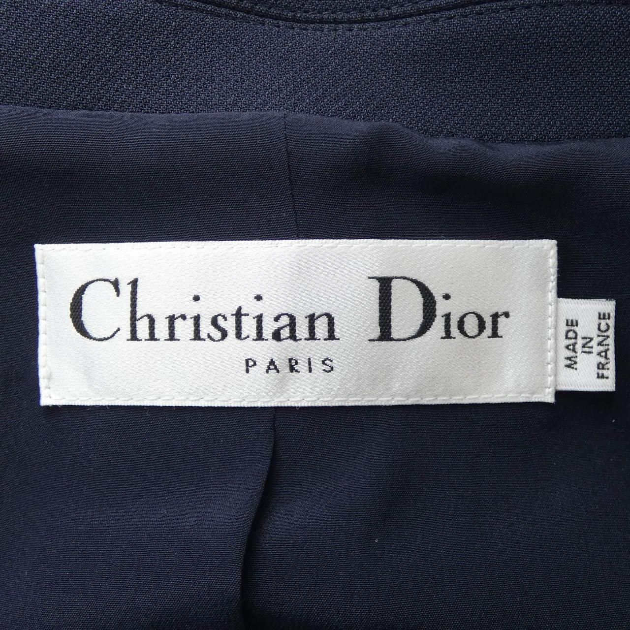 DIOR