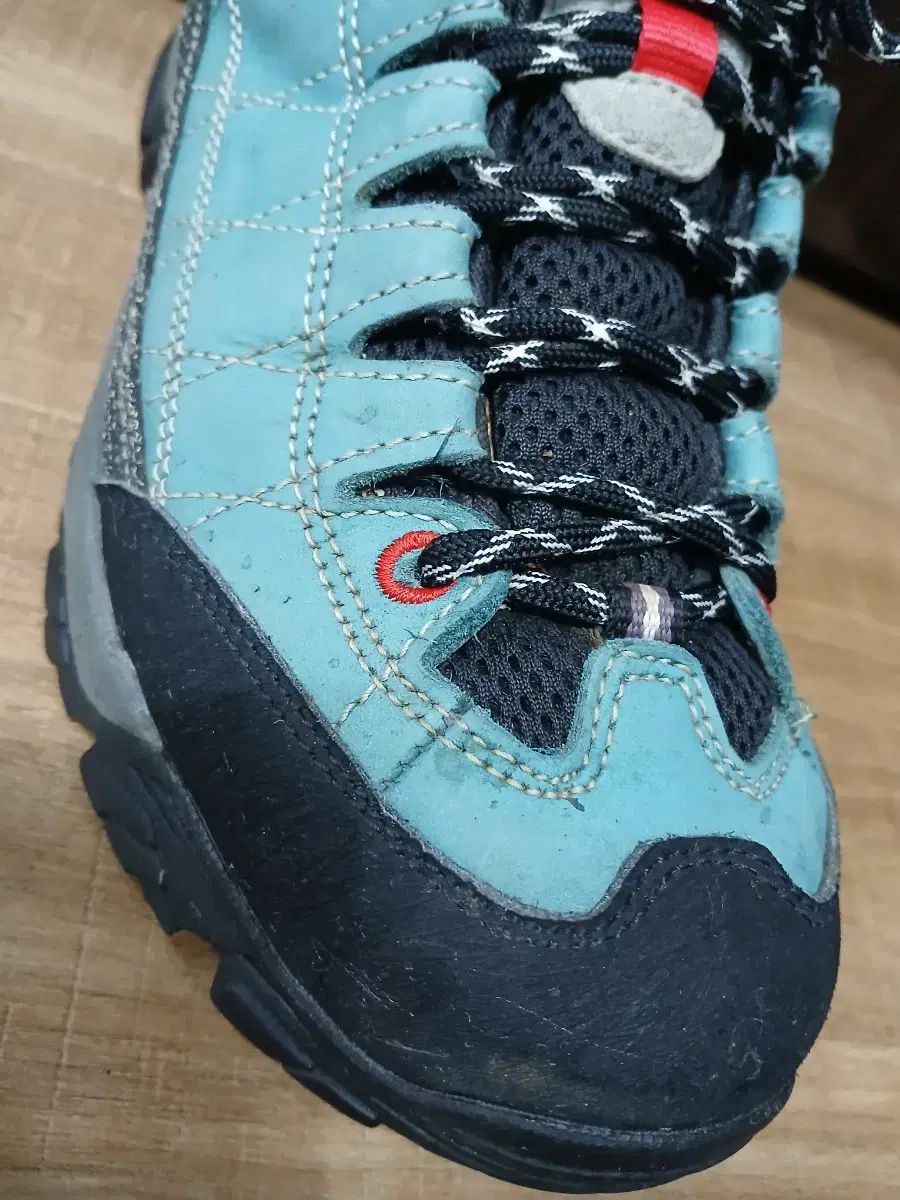 ゴアテックス 登山靴