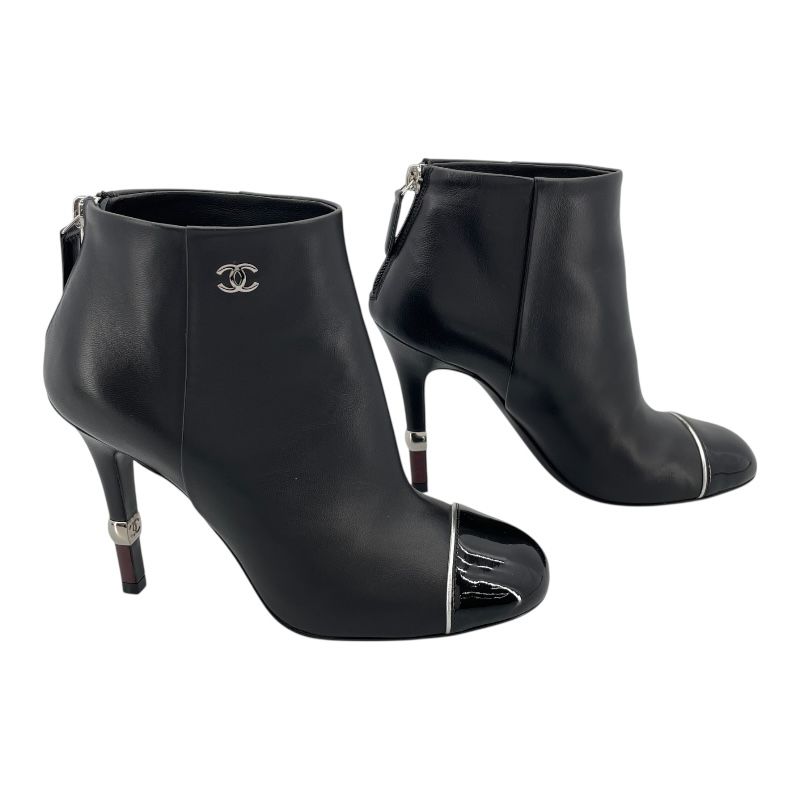 CHANEL ココマークロゴショートブーツ