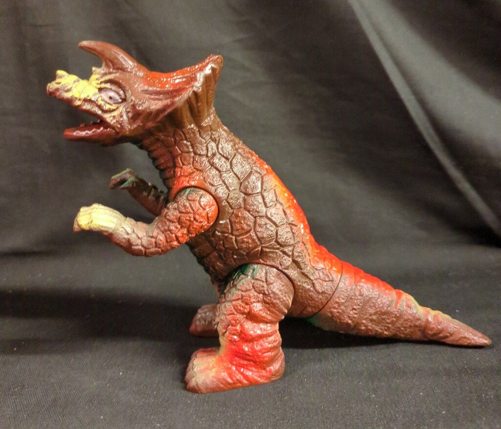 ポピー キングザウルス アギラ 150mm - メルカリ