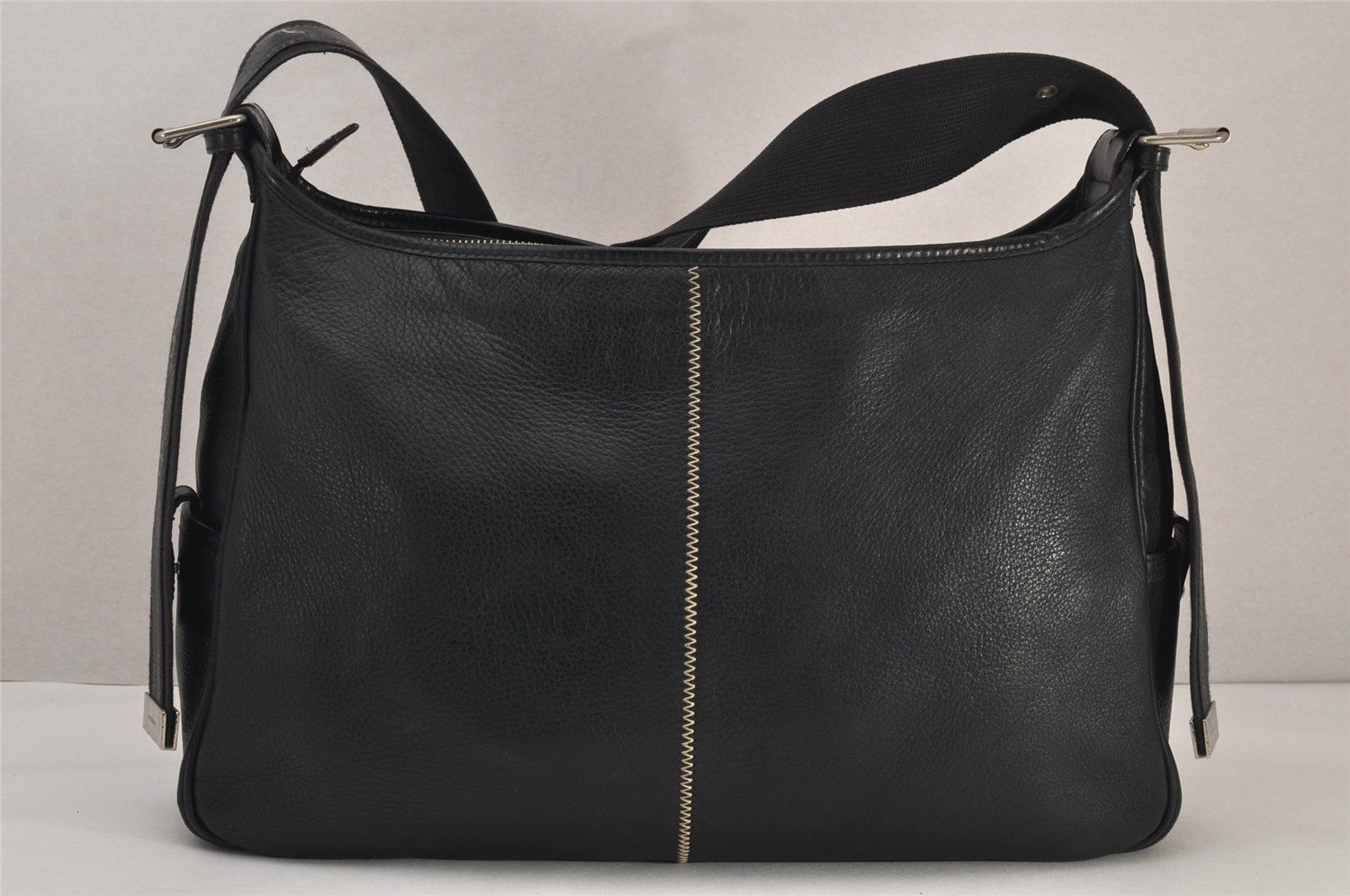 BURBERRY バーバリー ショルダーバッグ ブラック レザー BURBERRY バーバリー ヴィンテージ レザー ショルダークロス