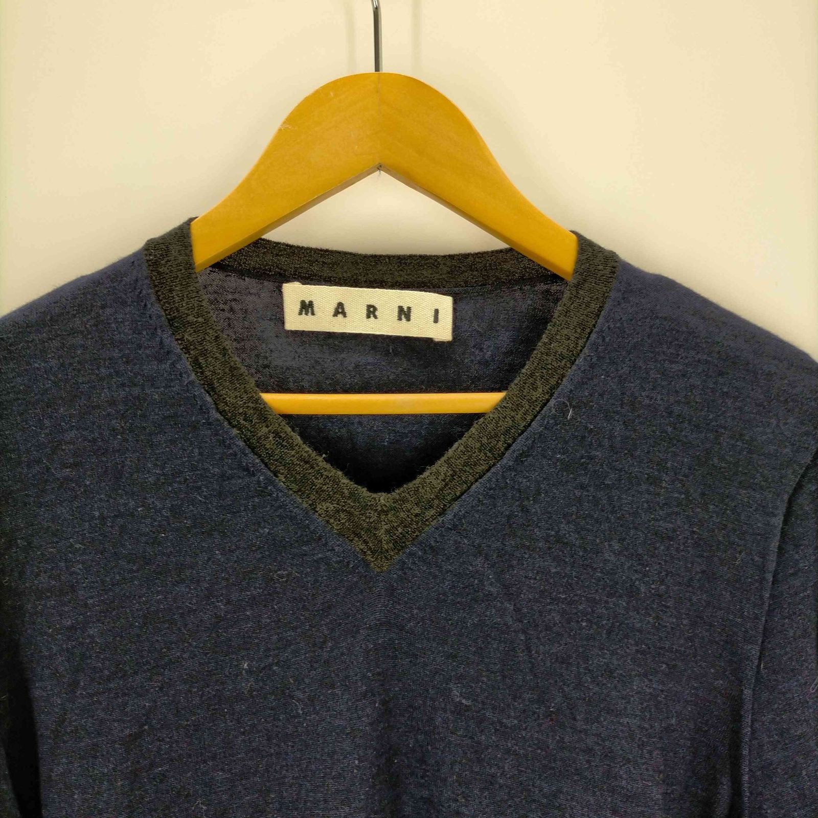 マルニ MARNI Vネックニット シルクカシミア メンズ FR：42 - メルカリ