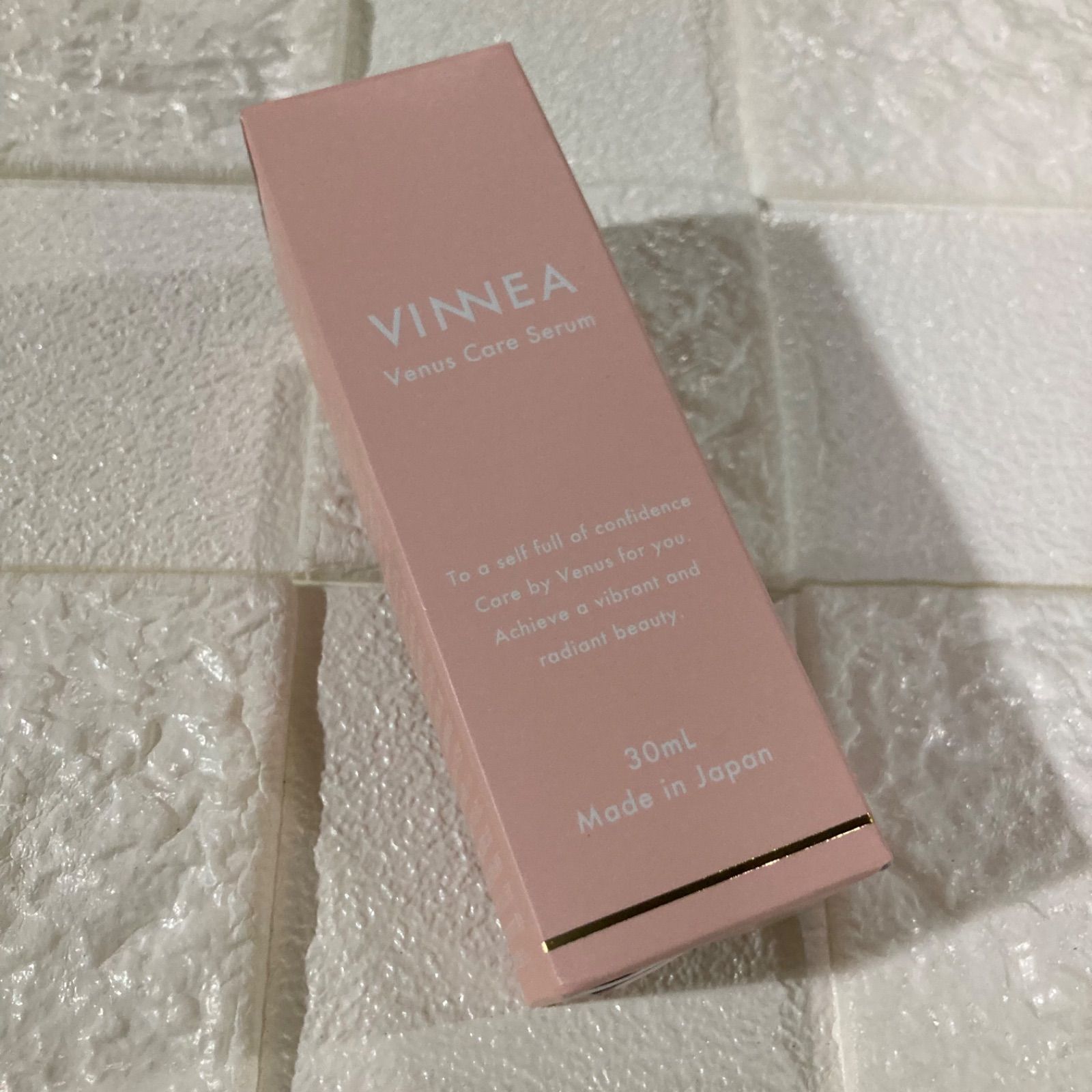 VINNEA ヴィネア ヴィーナスケアセラム 30mL 美容液 ヒト幹細胞