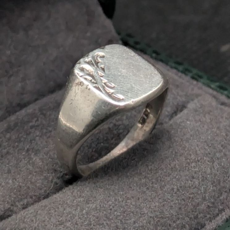 1980年代 英国バーミンガム製 スターリングシルバー925 ホールマーク刻印 シグネットリング 11号 アセイオフィス 検定済み