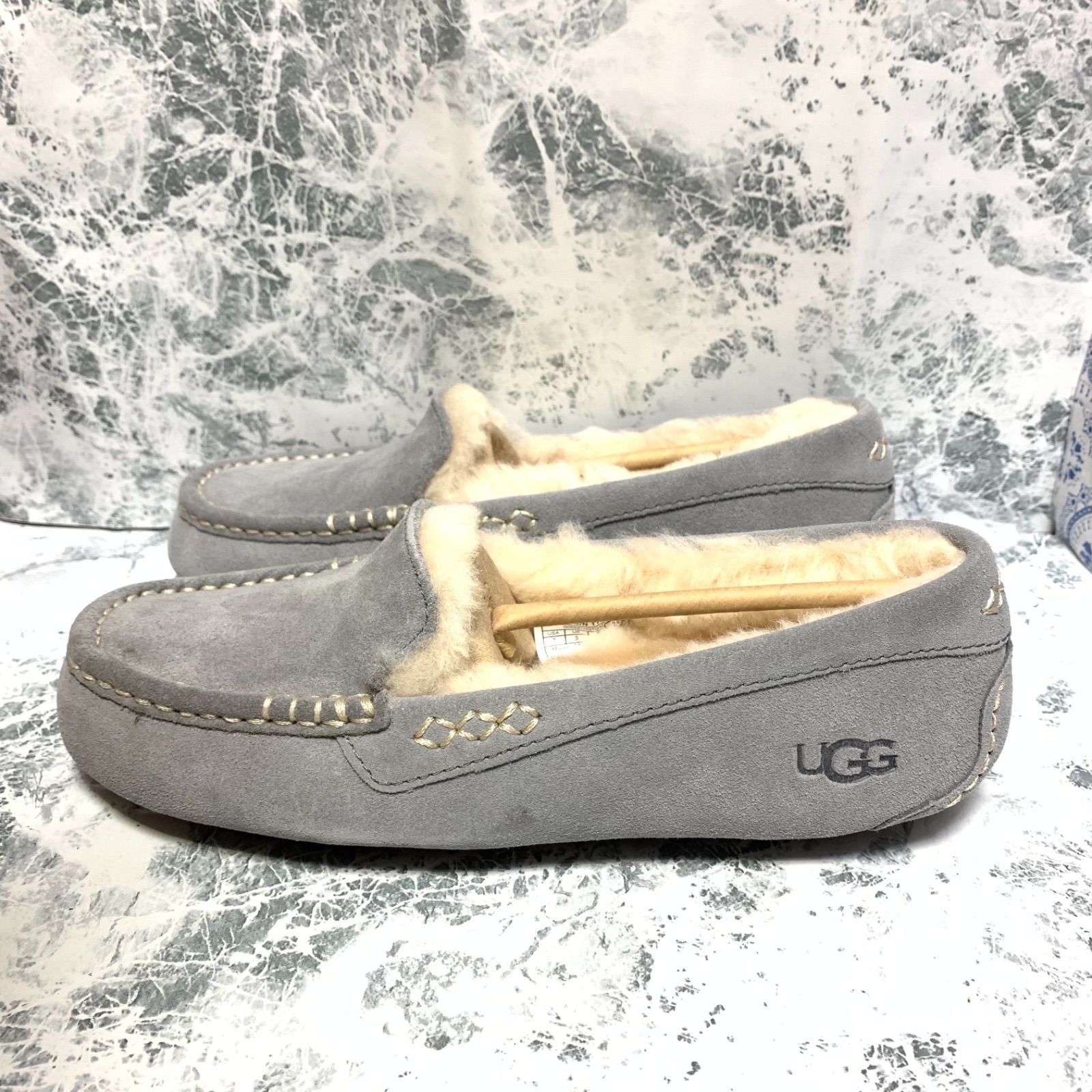 UGG 24センチ☆グレー モカシン 2026年最新】UGGモカシン 24新品の人気 