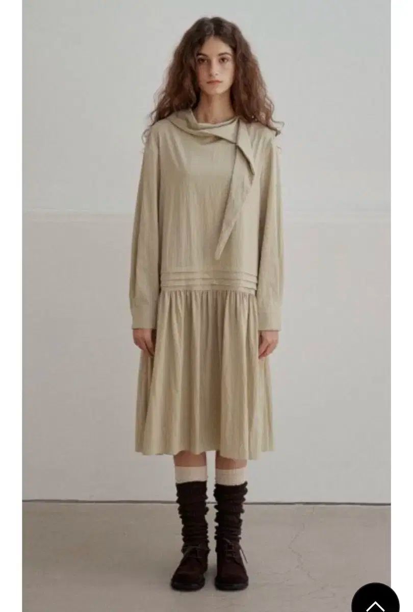 アウロ ベージュ ONE PIECE