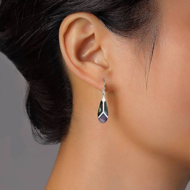 《質屋出品》K18★大粒の白蝶養殖真珠のデザインリング★k-3738 誕生石 リング ピンクトルマリン リボンリング K18 指輪 ファランジ