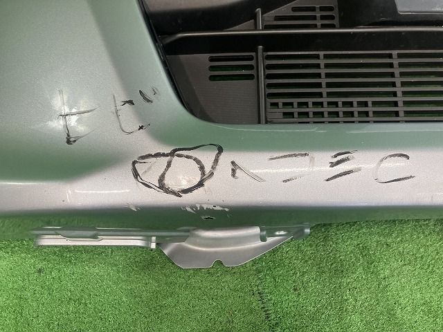 ステラ LA110F フロントバンパー L 4WD 52101-B2820-B0 S28