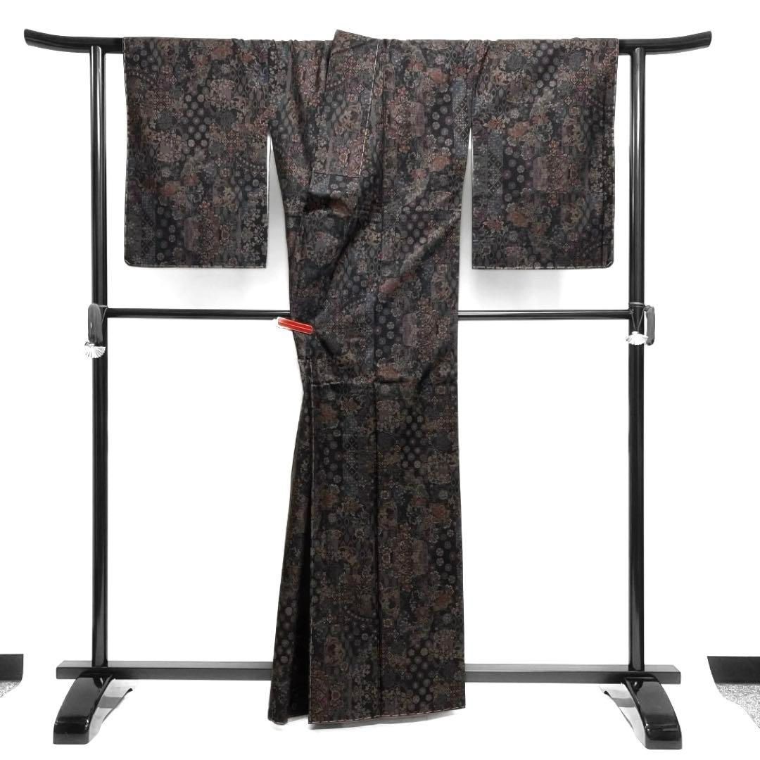 未着用 小紋 大島紬 縦縞 道長取り 花模様 伝統和模様 着物 034a