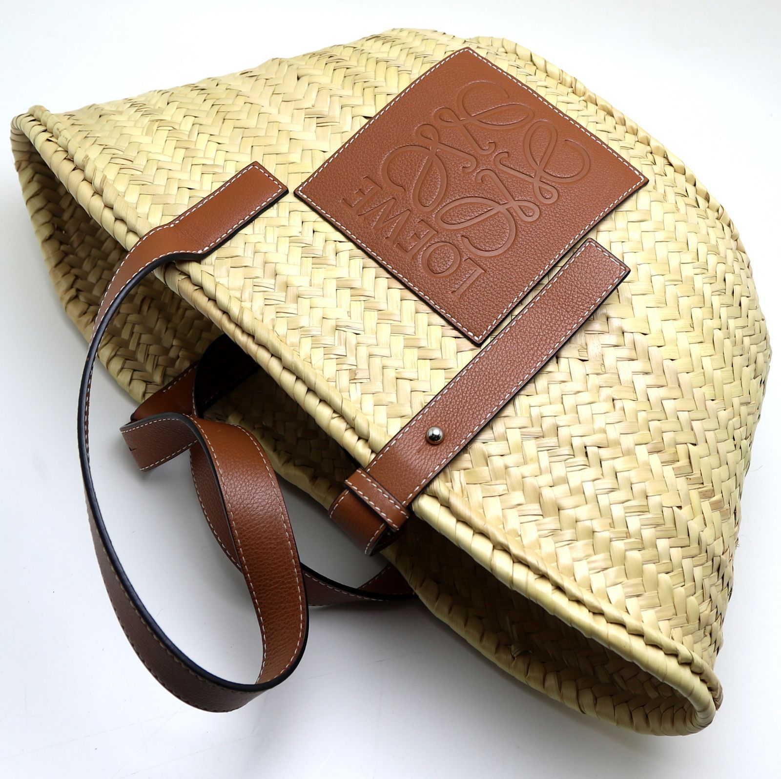 美品ロエベ　カゴバック　ブラウン LOEWE】ロエベ バスケットバッグ スモール ブラウン 中古の通販