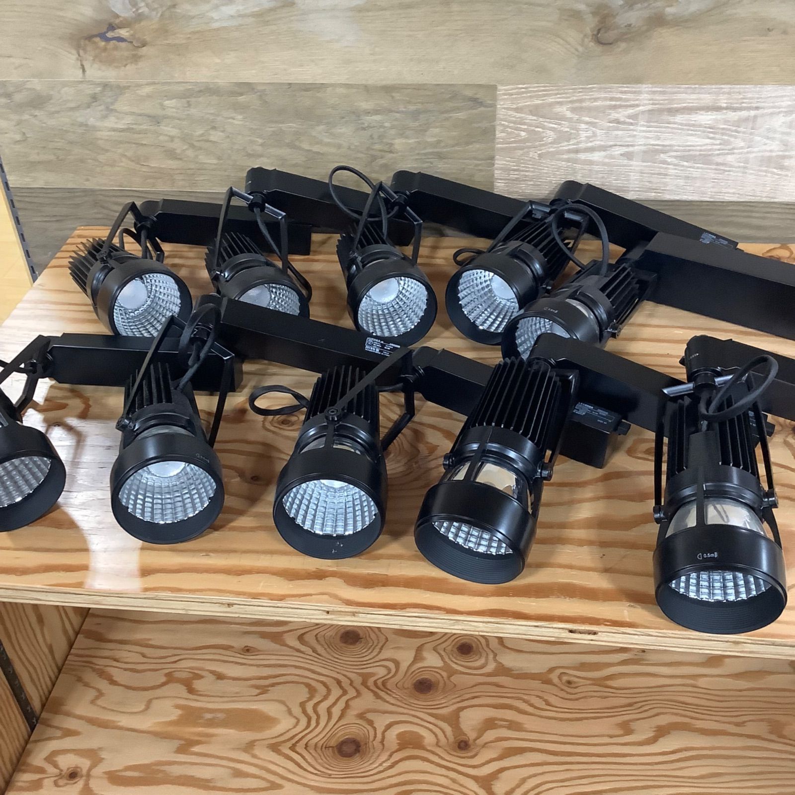 20万円相当スポットライト10個セット ERS5355B 遠藤照明 ＤＵＡＬ Ｄ３００ ３５００Ｋ 超広角 非調光