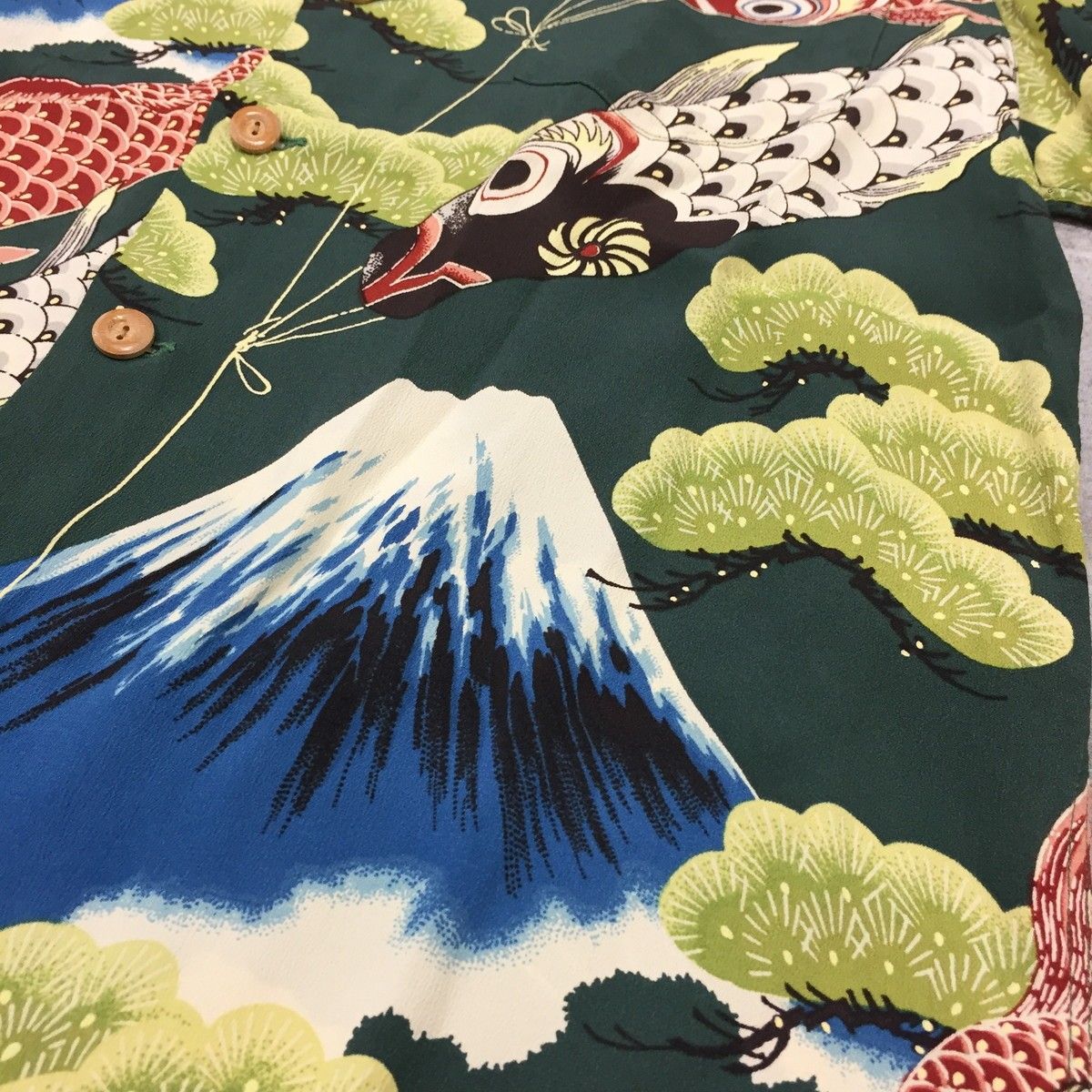 SunSurfスペシャルエディションアロハシャツ富士　鯉のぼり　Sサイズ SunSurfスペシャルエディションアロハシャツ富士 鯉のぼり S