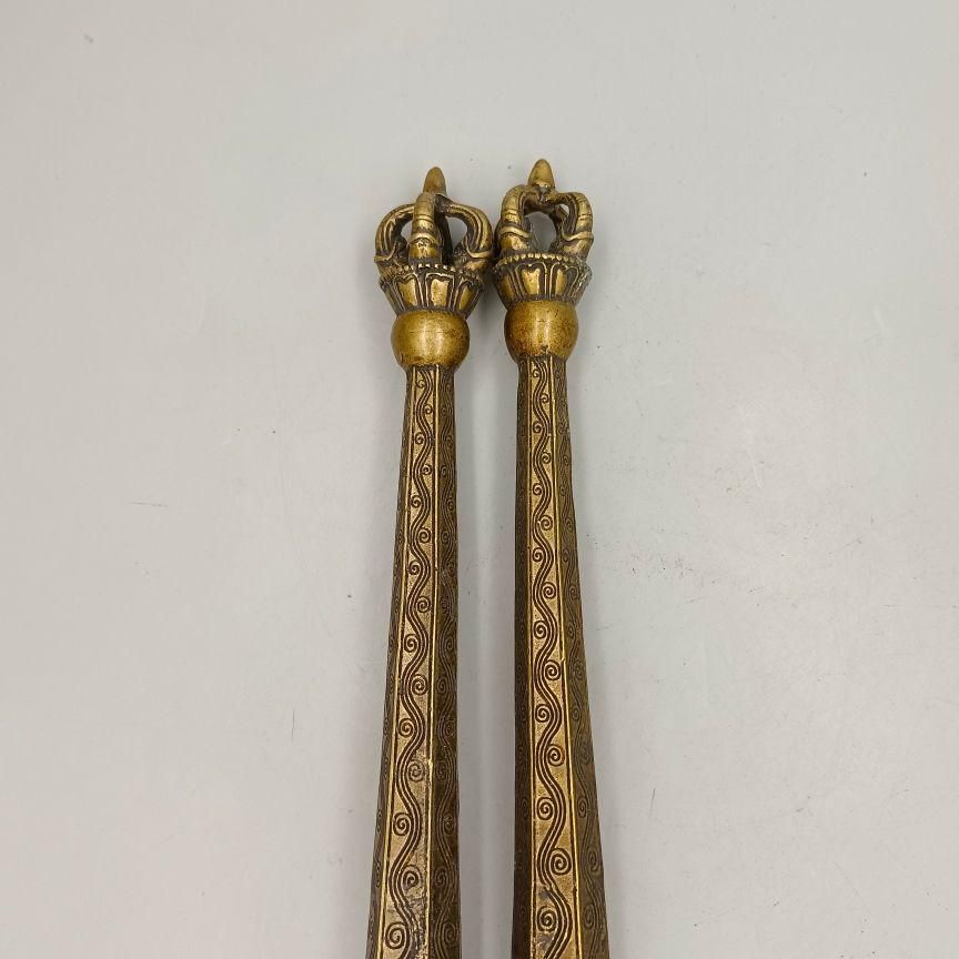 銅器 密宗伝蔵 五股金剛杵 法器 降魔仗神鞭 武器 兵器 銅鞭 工芸品 置物 銅器 密宗伝蔵 五股金剛杵 法器 降魔仗神鞭 武器 兵器 銅鞭 工芸